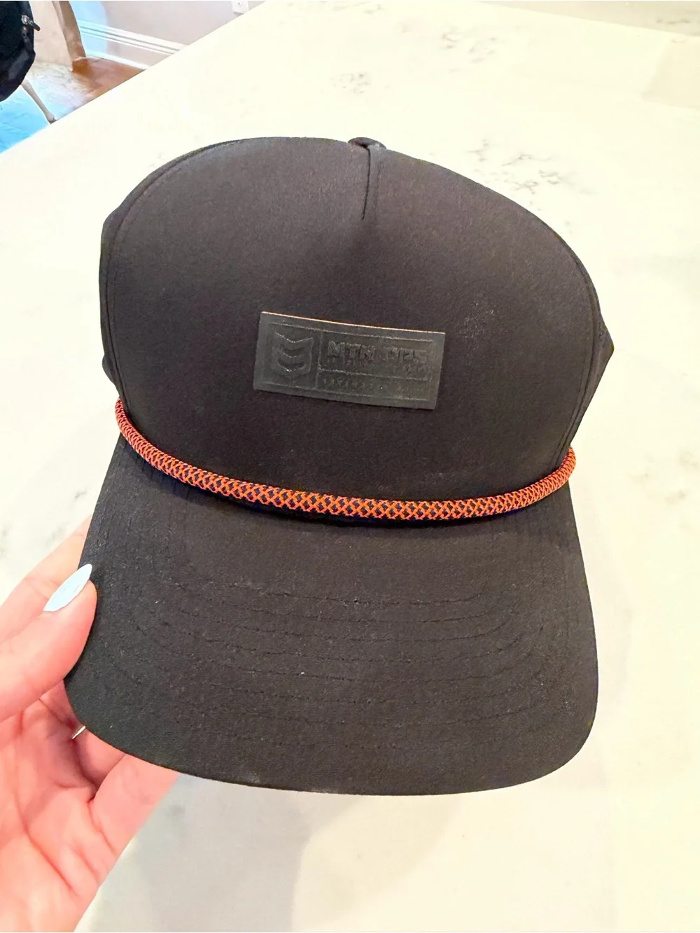 Mystery Brand Men's Black Rope-Trim Cap